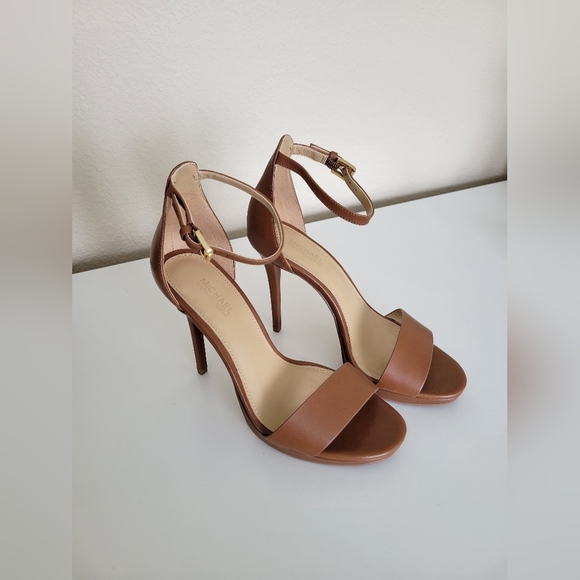 Michael Kors Leather Platform Ankle Strap Open Toe Heels Size 5 1/2 - Picture 2 of 5
